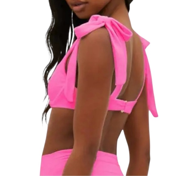 Beach Riot Pink Bikini Top - Picture 2 of 8